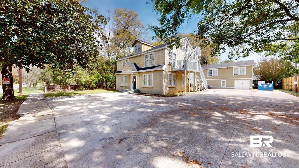 203 Mohawk Street, Mobile