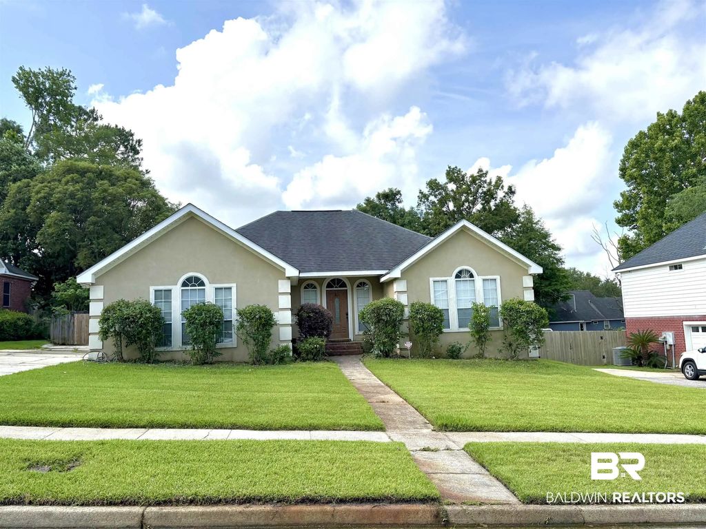 7201 N Ashmoor Drive, Mobile
