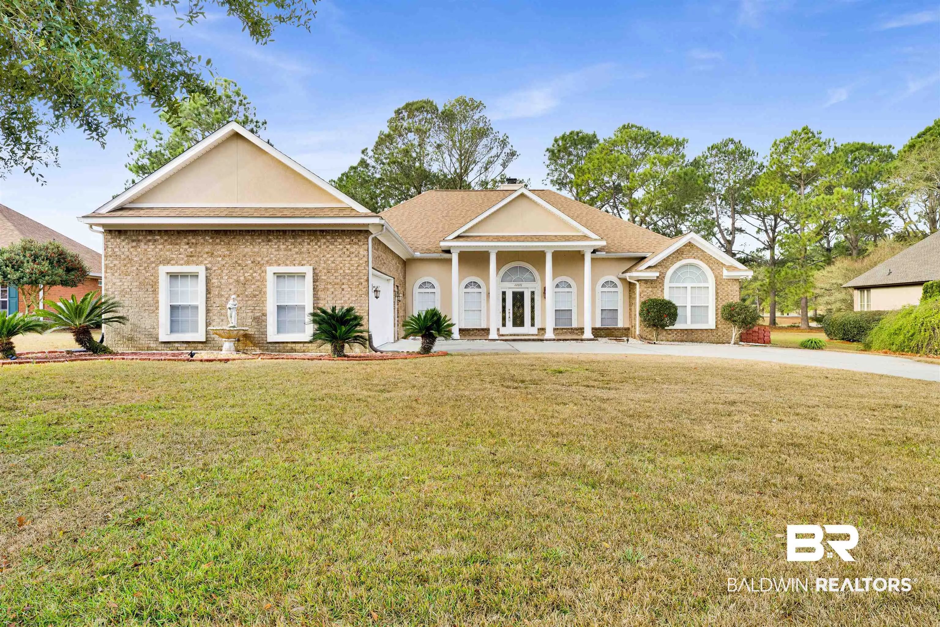 Photo of Listing #390029