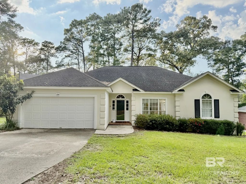 104 Wild Oak Drive, Daphne