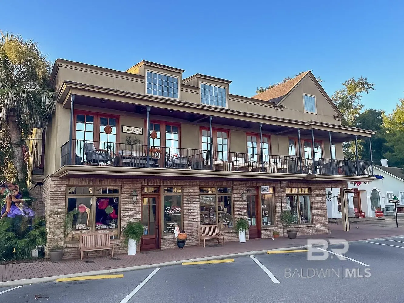 Photo of Listing #386893