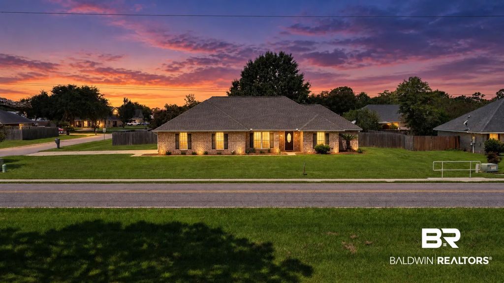 22175 Buck Road, Robertsdale