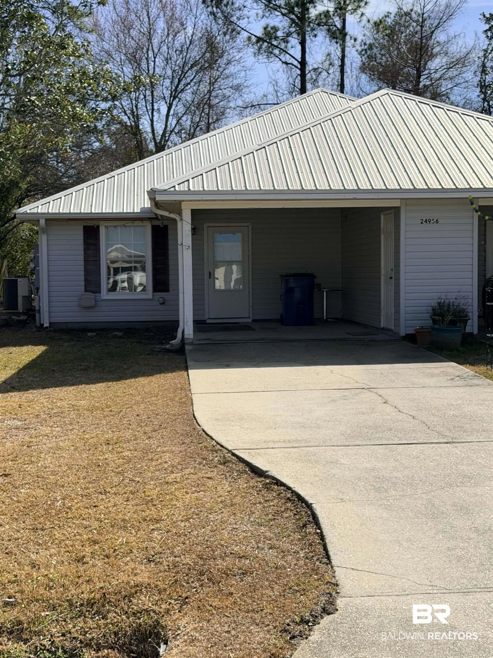 Photo of Listing #391717