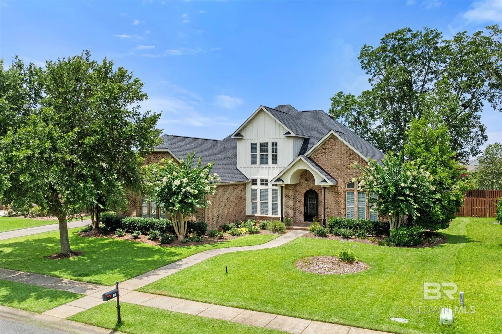 Photo of Listing #376821