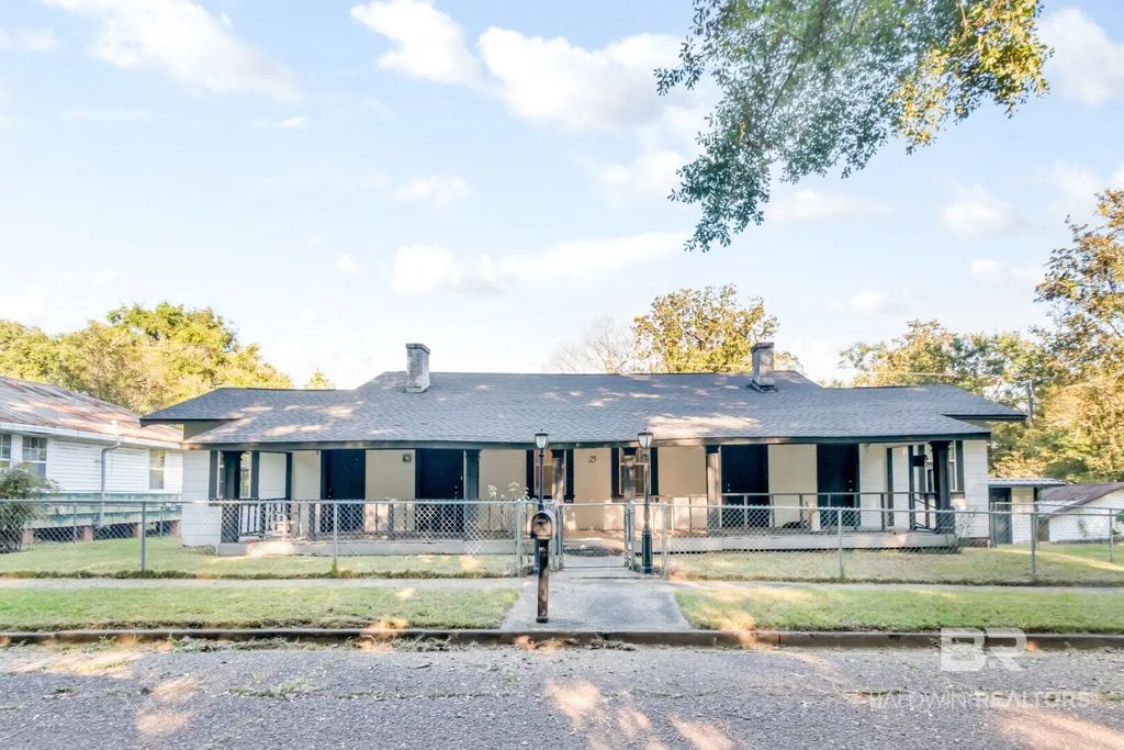 25 Southern Street, Chickasaw