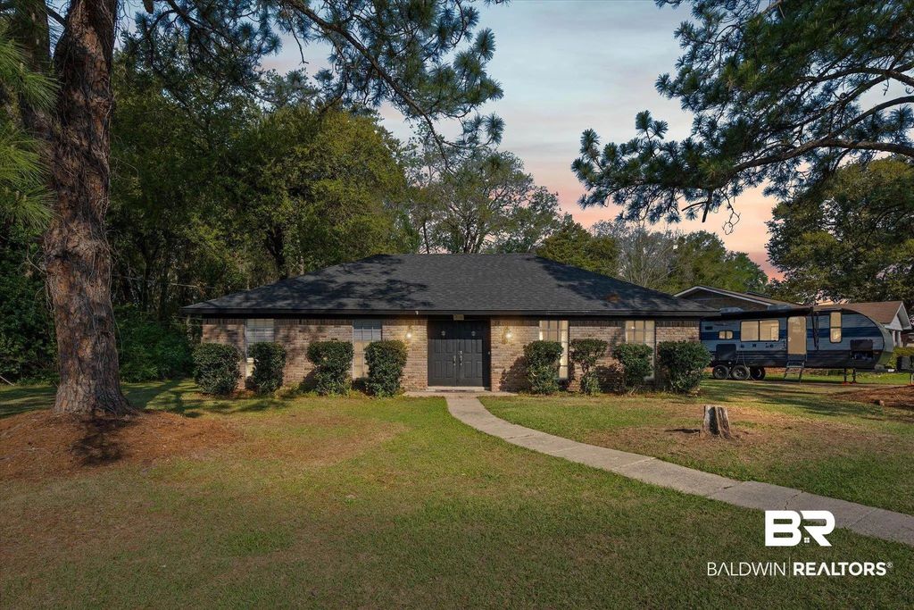 3016 Colburn Drive, Mobile