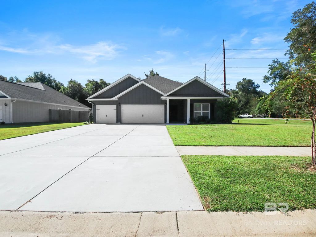 705 Calibre Street, Fairhope