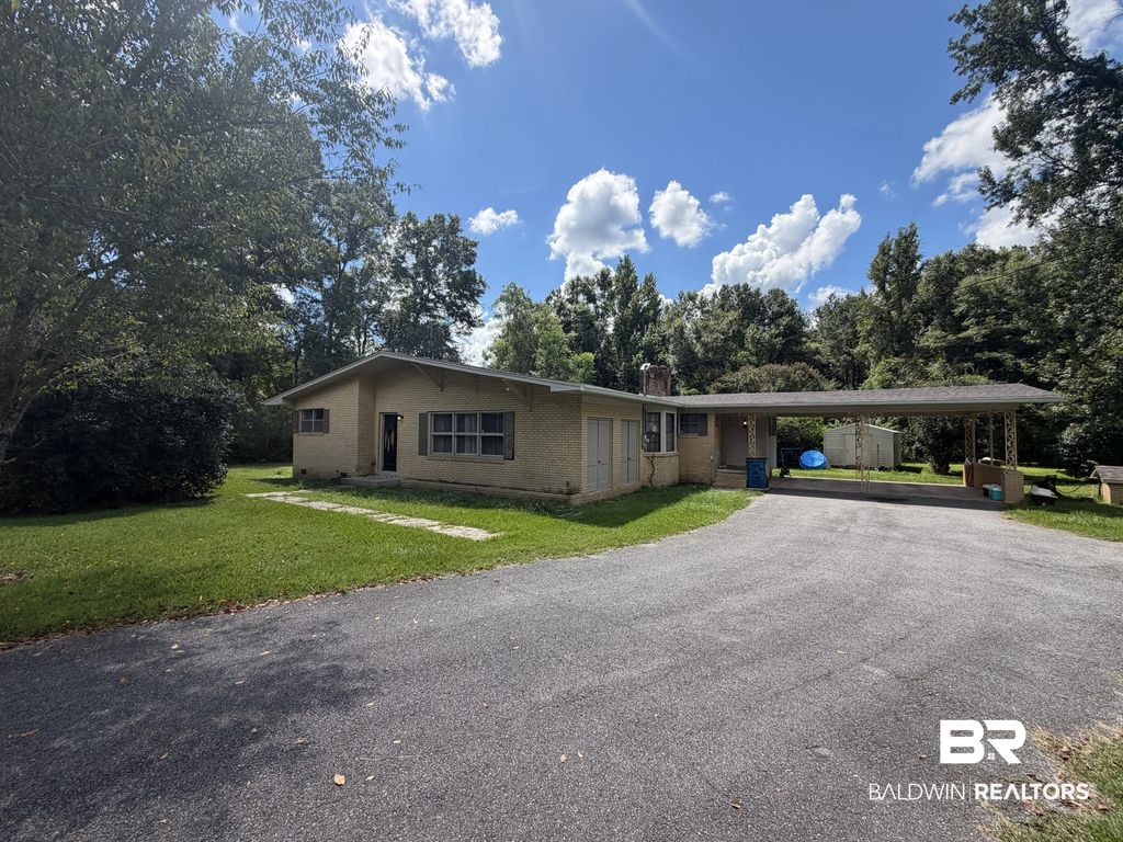 4148 Ridge Road, Brewton