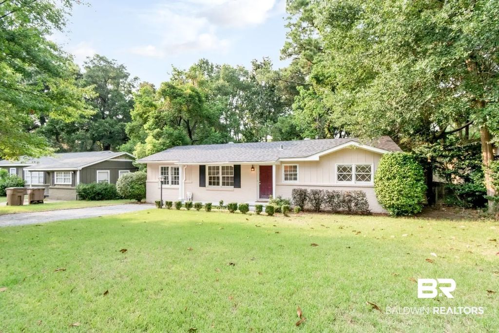 5420 Lusann Drive, Mobile