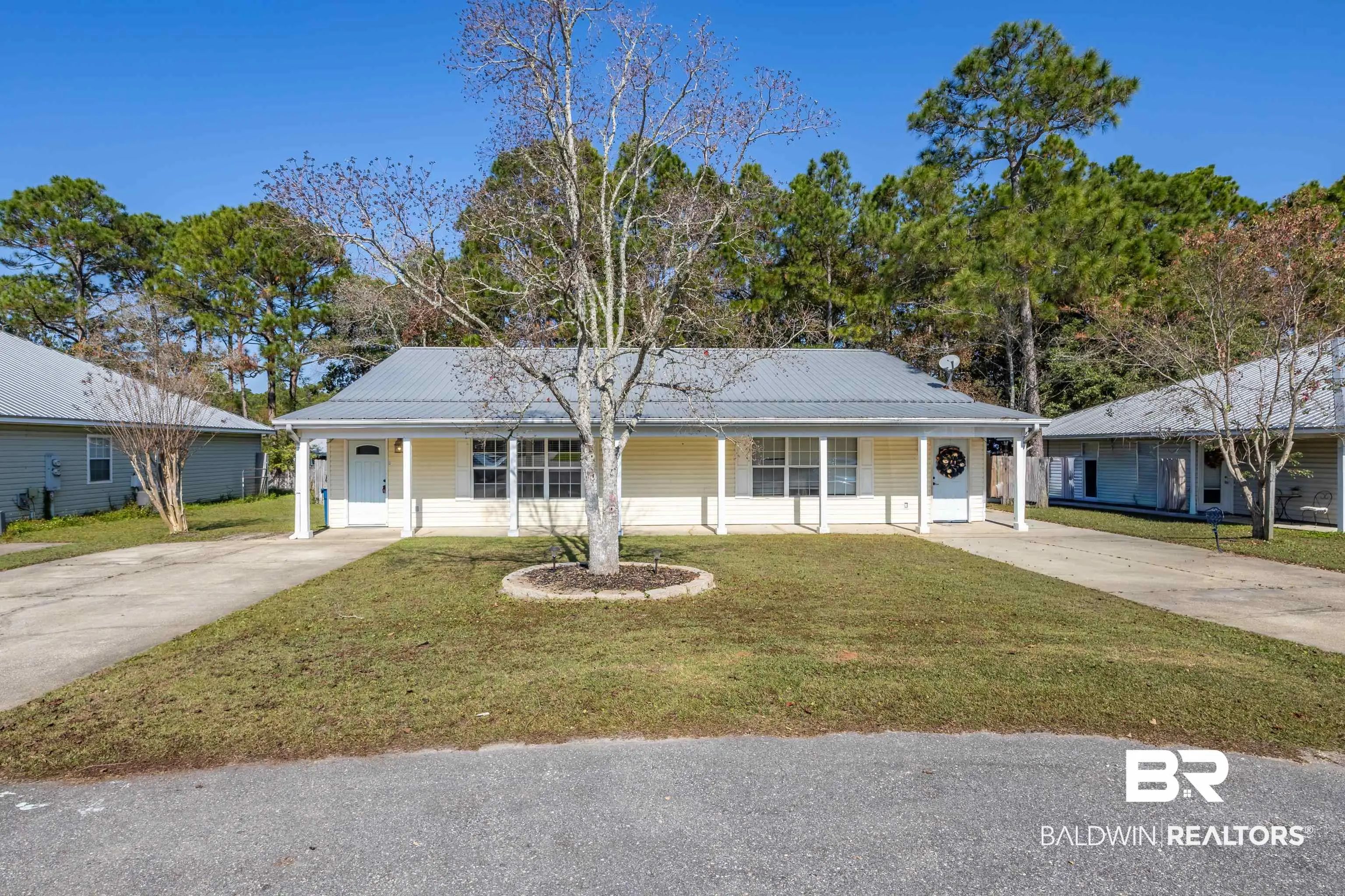 Photo of Listing #388498