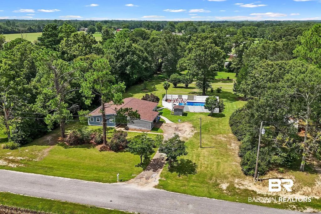 19815 Adams Acres Road, Robertsdale