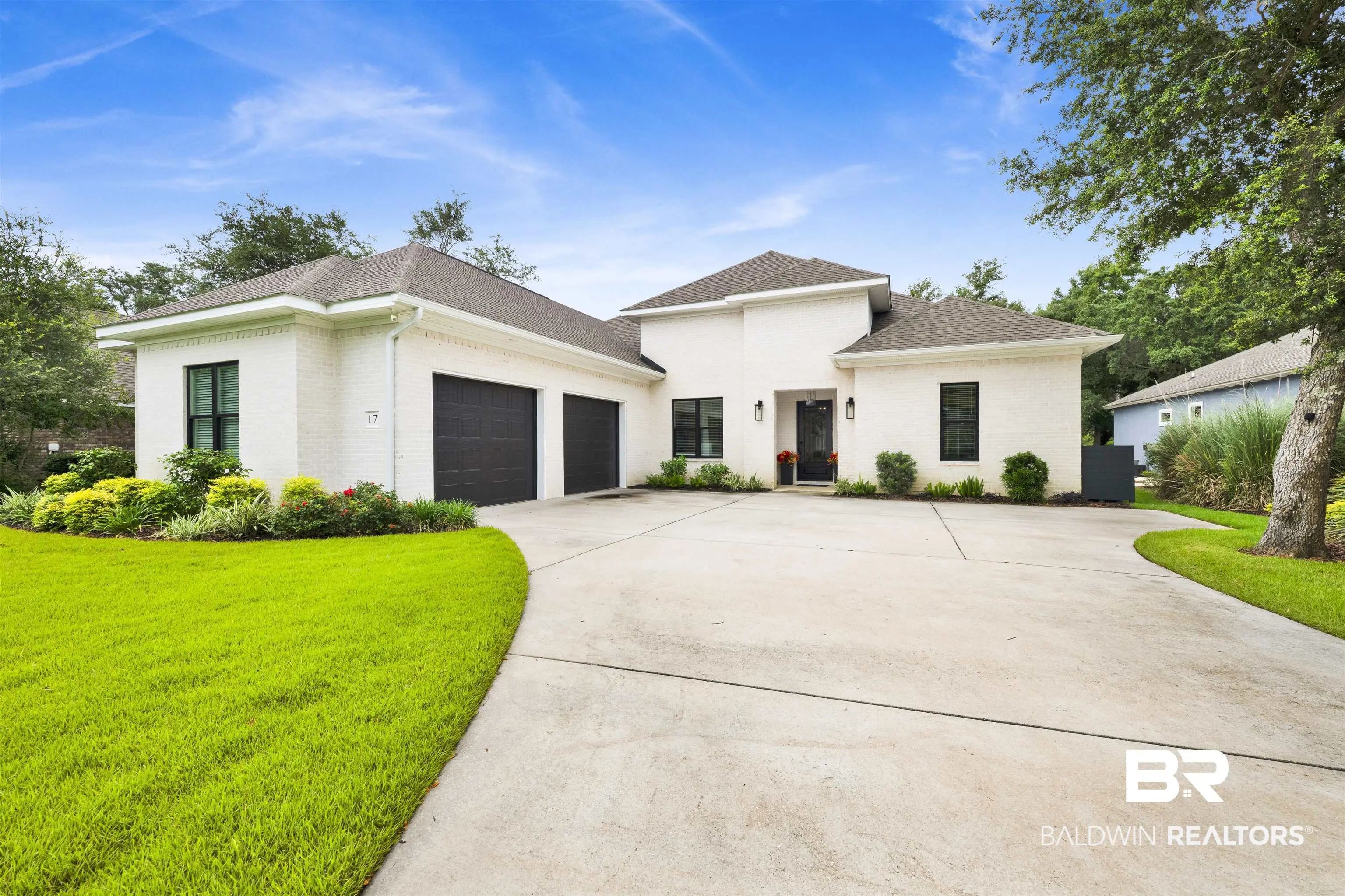 Photo of Listing #397622