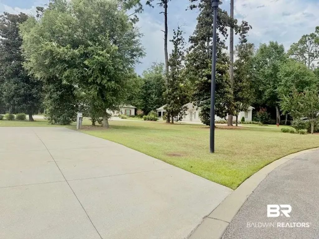 22203 Resort Blvd 34, Fairhope