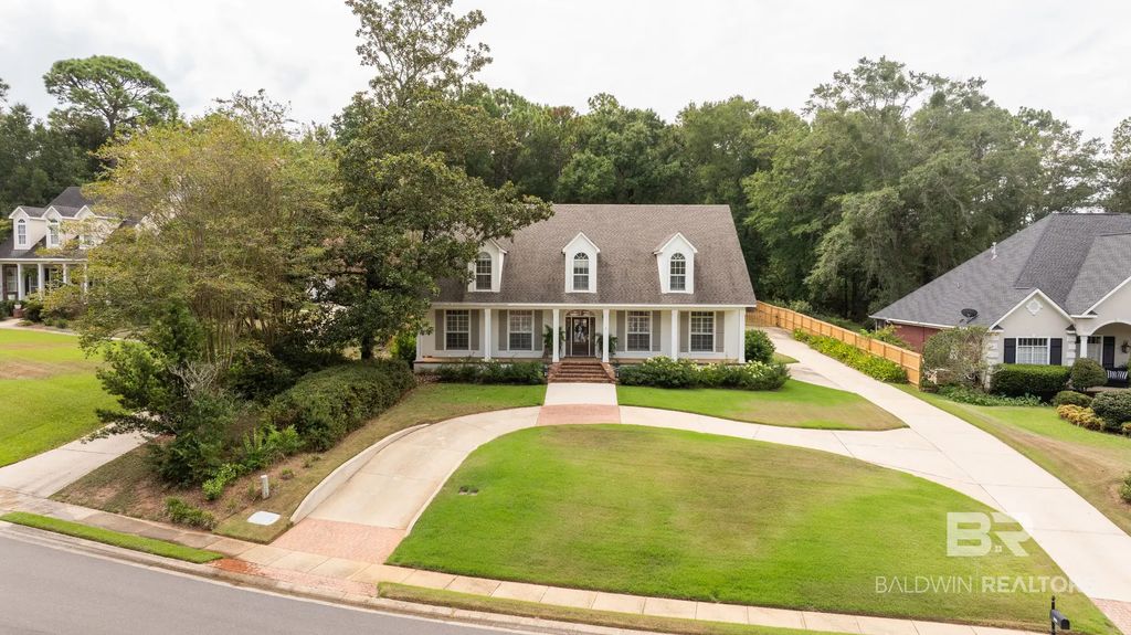 303 South Drive, Fairhope