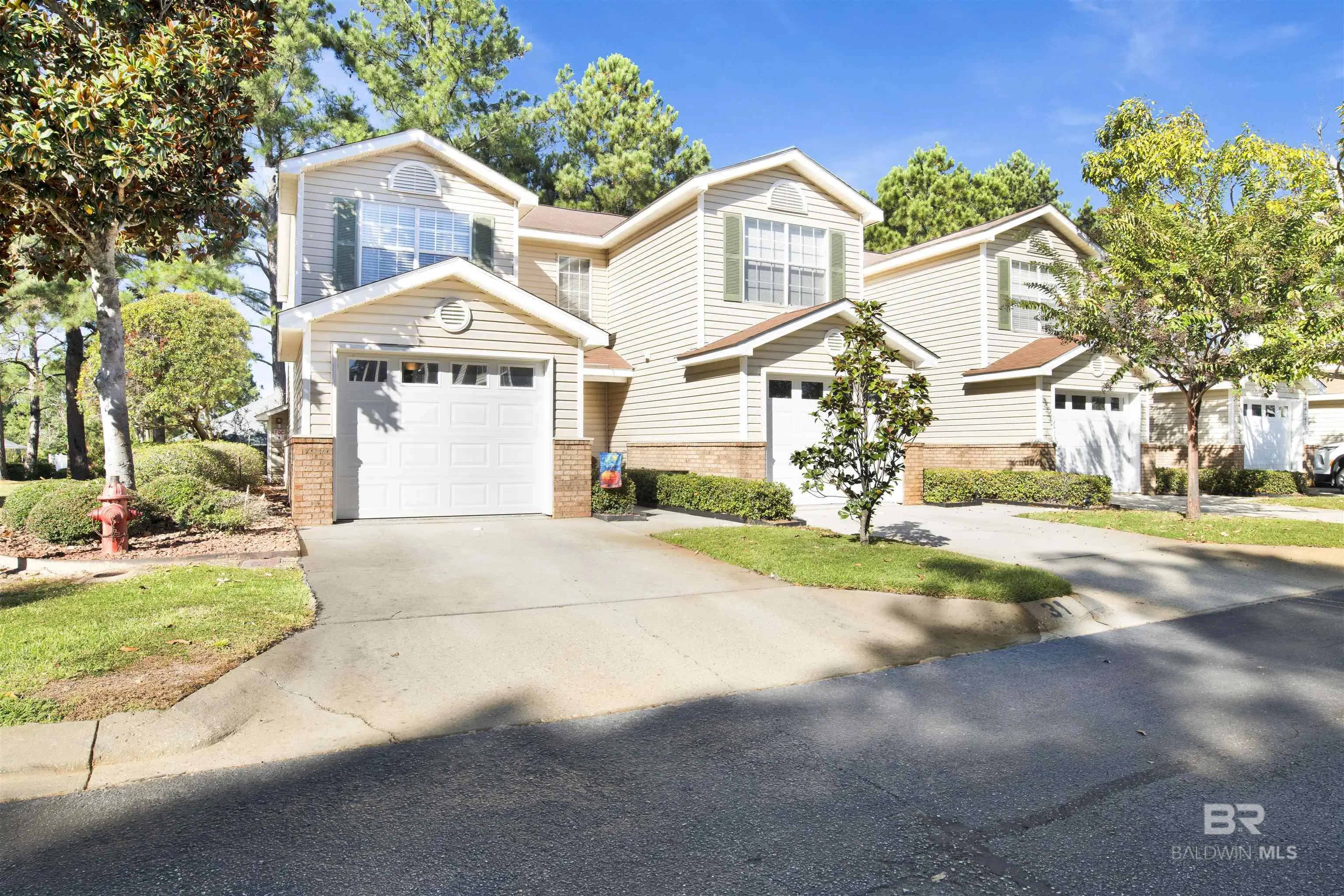 Photo of Listing #386996