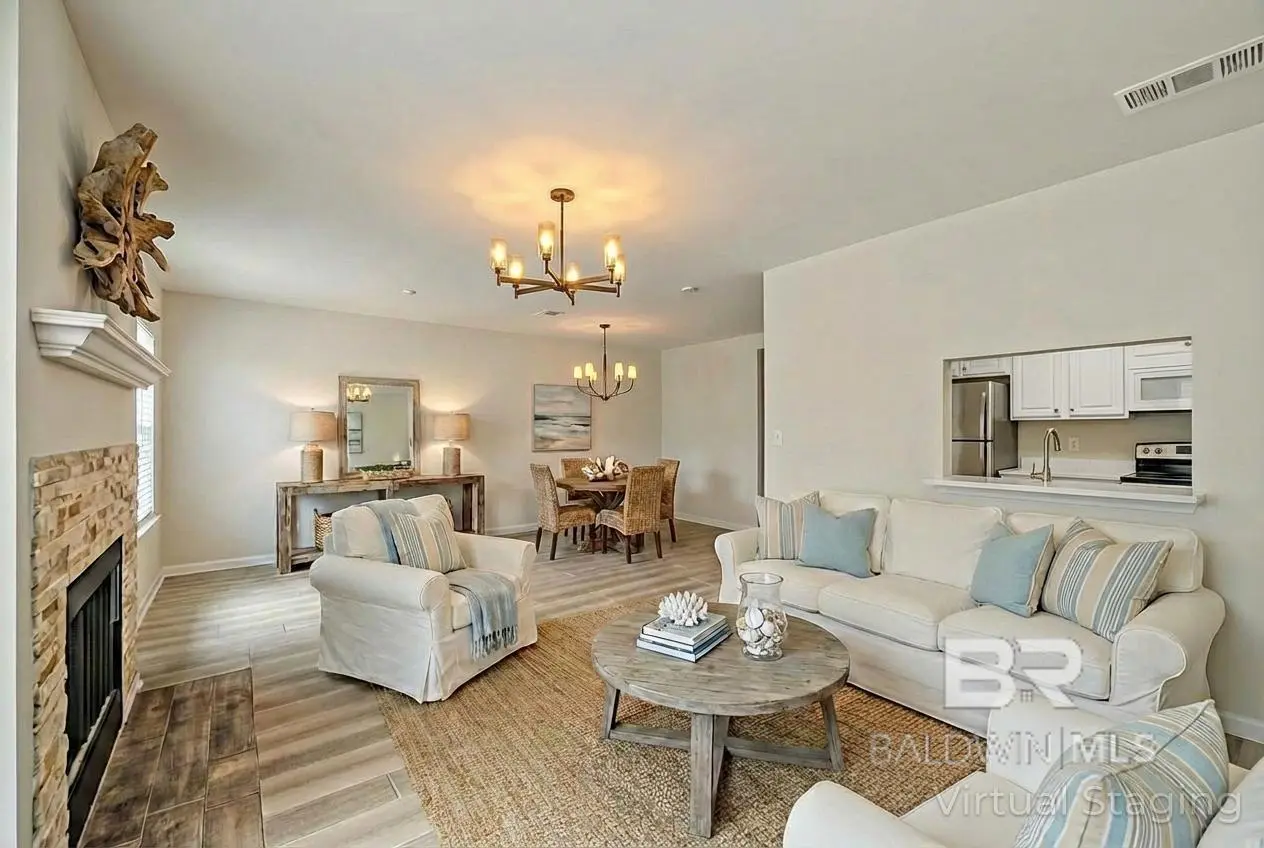 Photo of Listing #392591