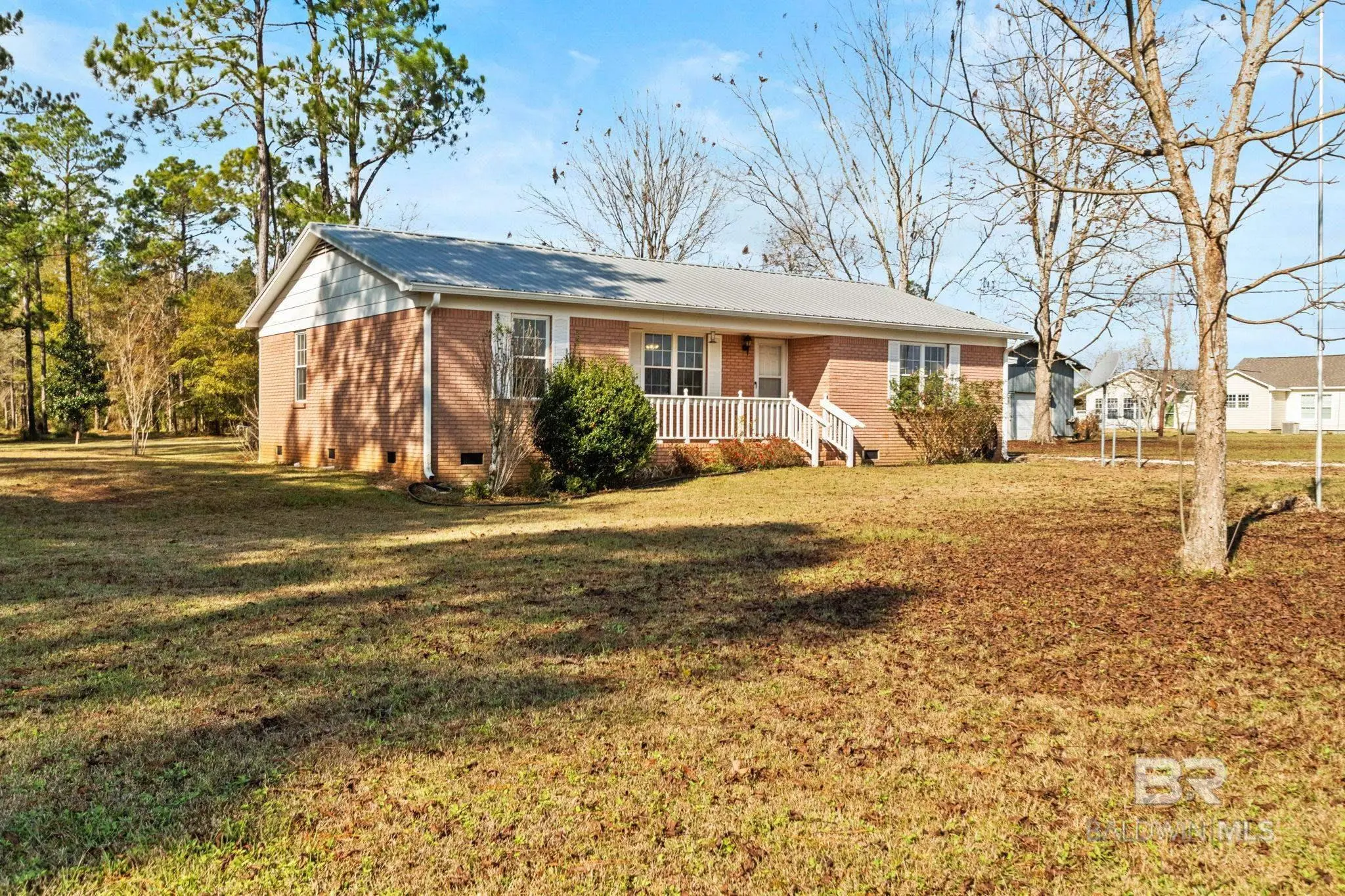 Photo of Listing #388897