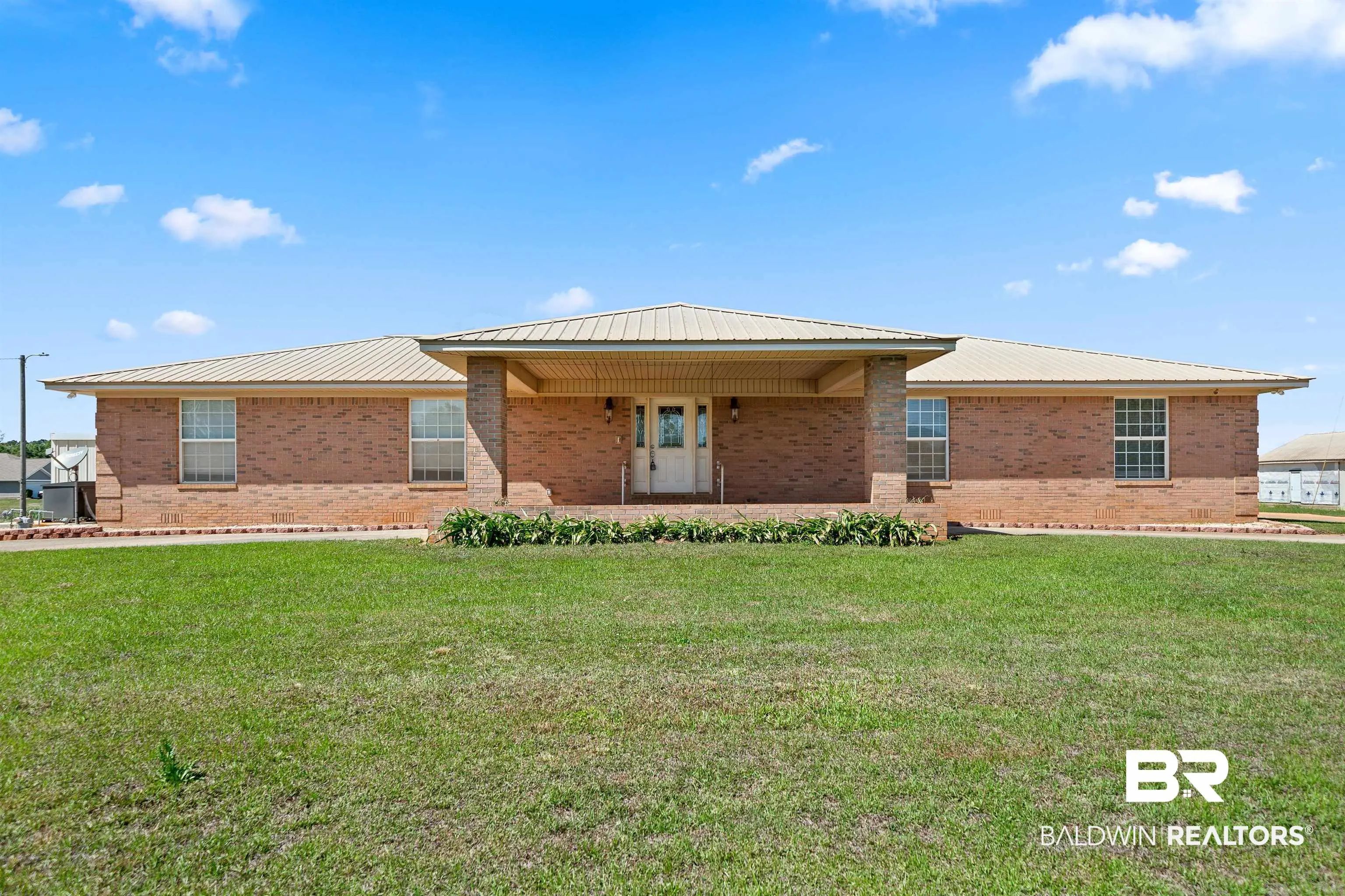 Photo of Listing #395436
