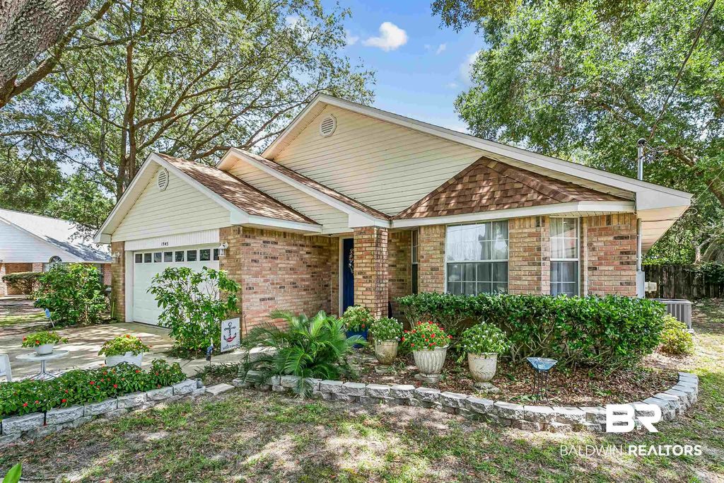 1945 Dunlap Street, Pensacola