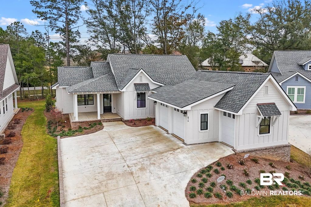 876 Geranium Drive, Fairhope