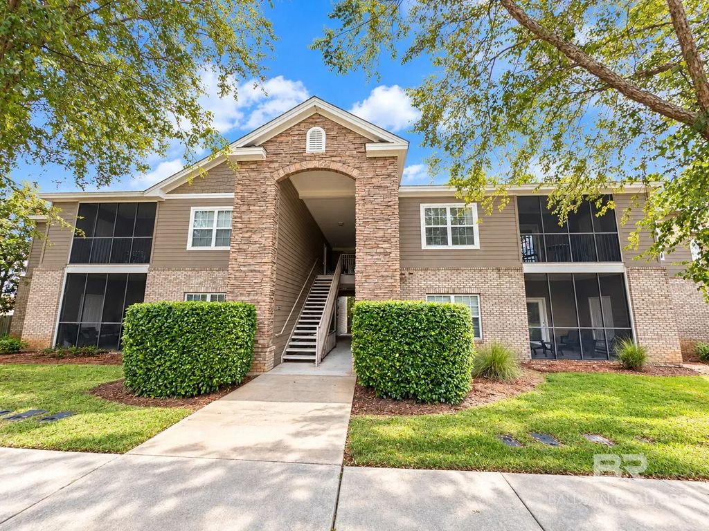 450 Park Avenue Apt 109, Foley