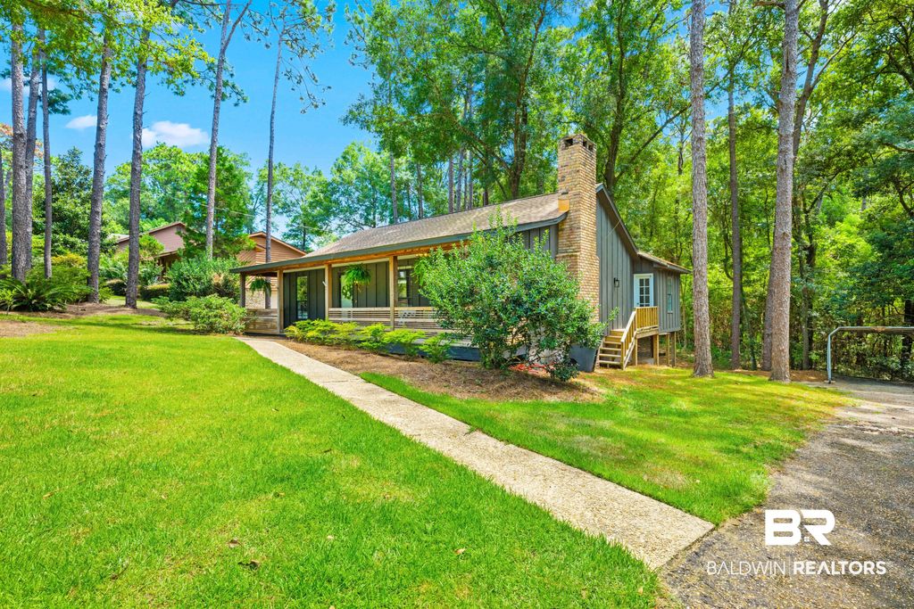 410 Frederick Avenue, Fairhope