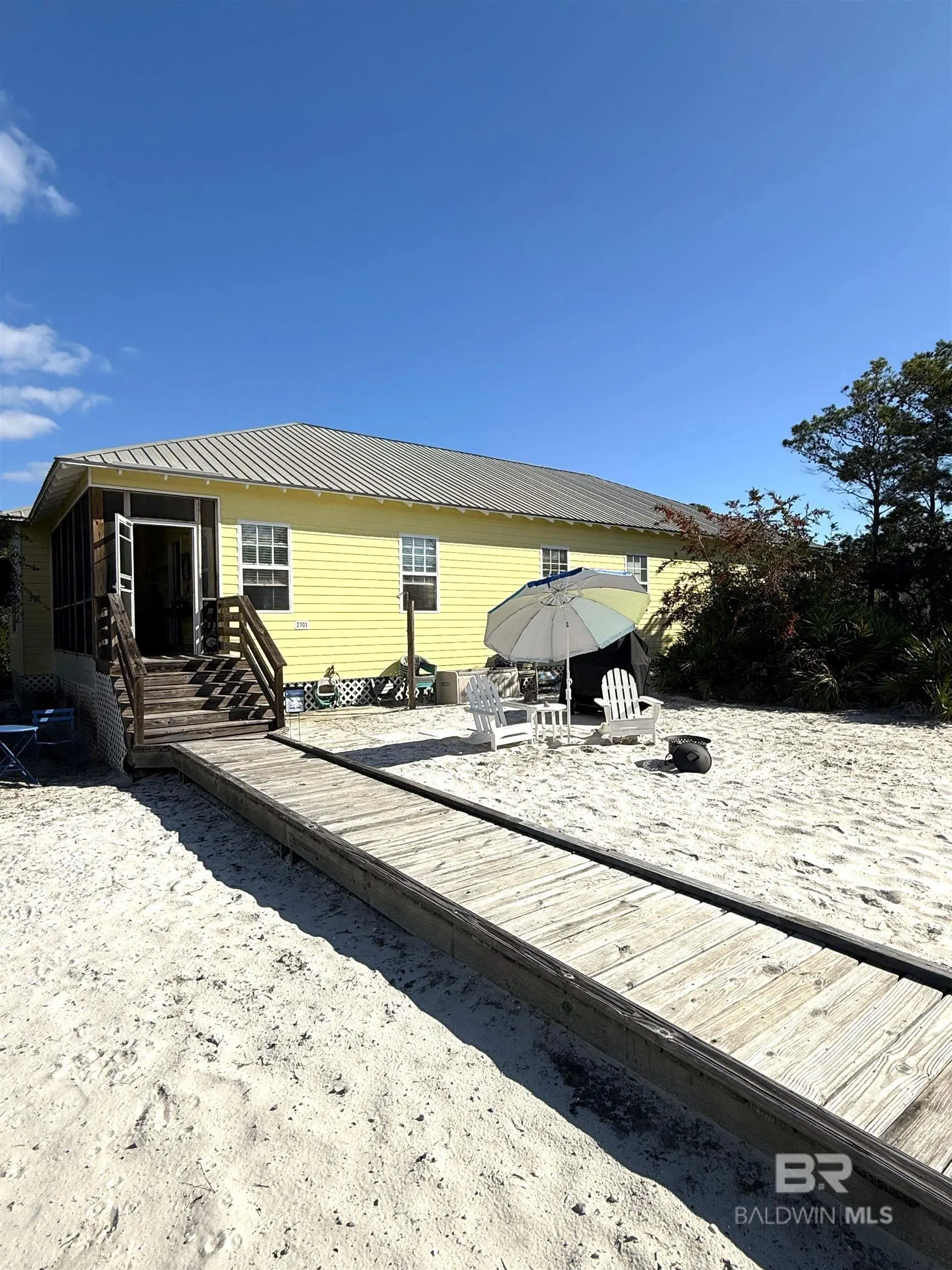 Photo of Listing #376411