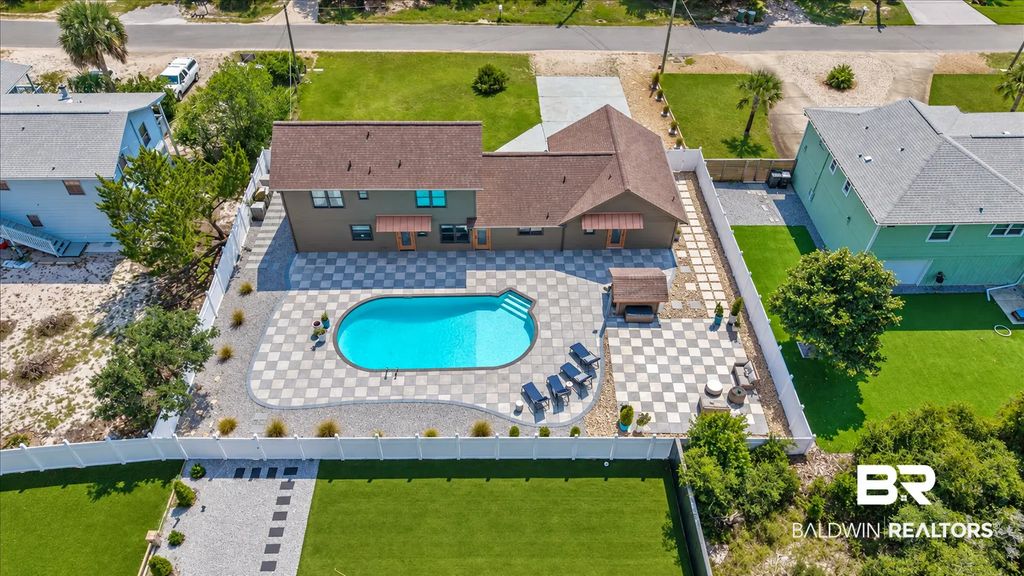 13622 Canal Drive, Pensacola
