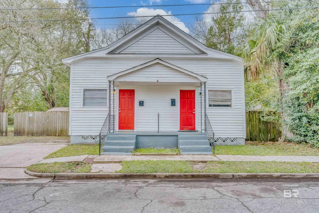 1005 Oak Street, Mobile