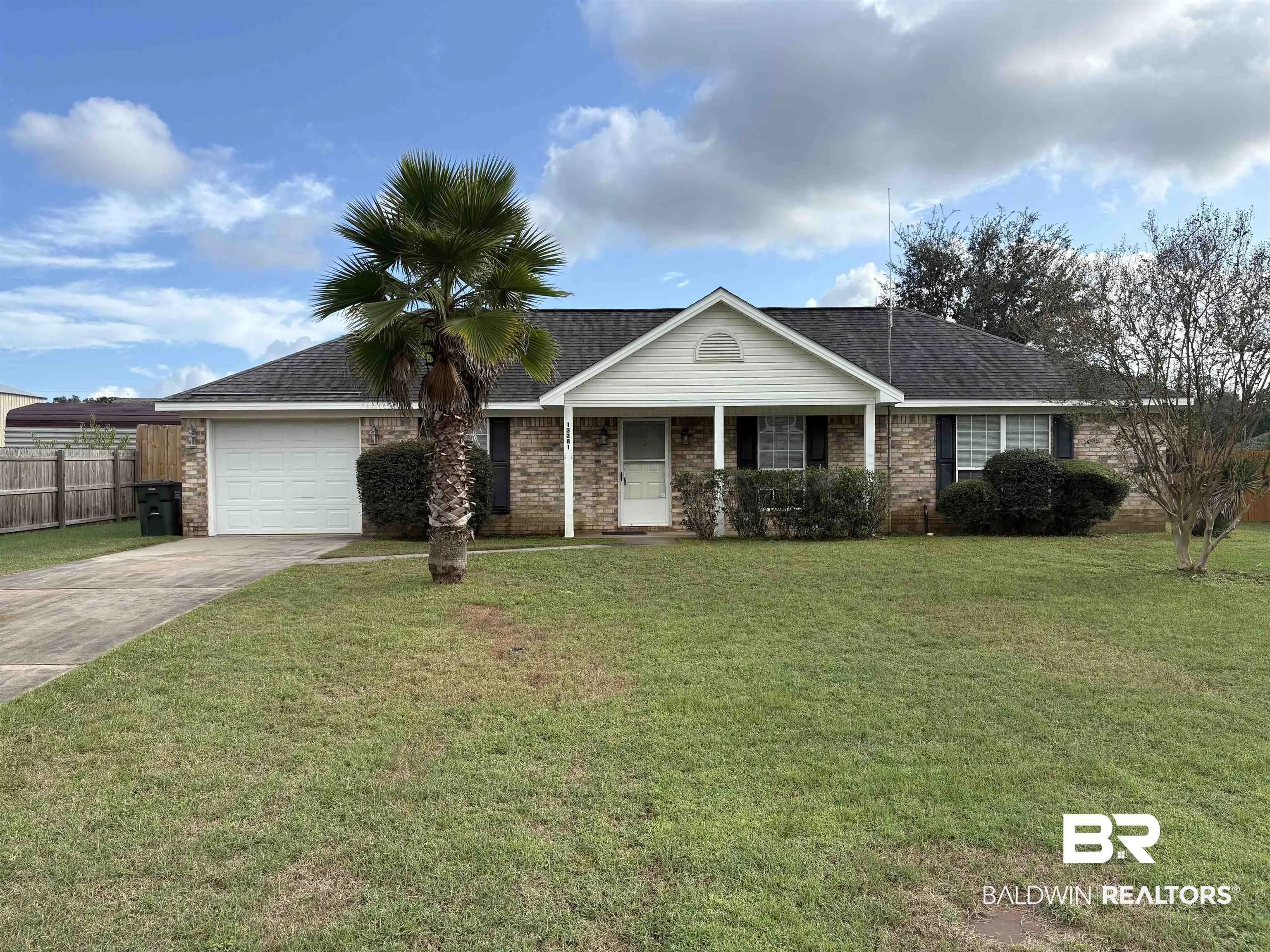 Photo of Listing #386273