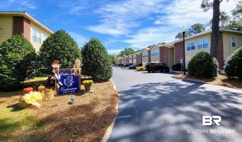 Photo of Listing #388145