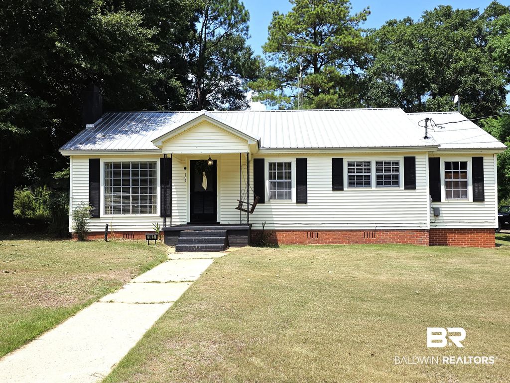 105 Spring St, Evergreen