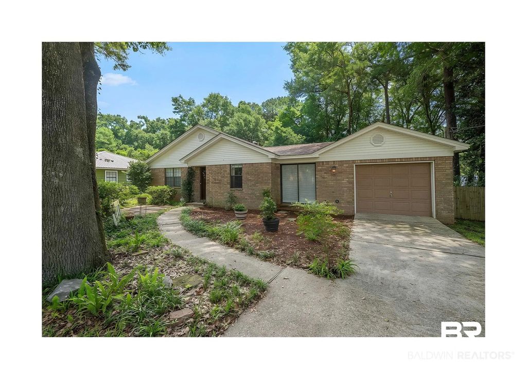513 3rd Street, Fairhope