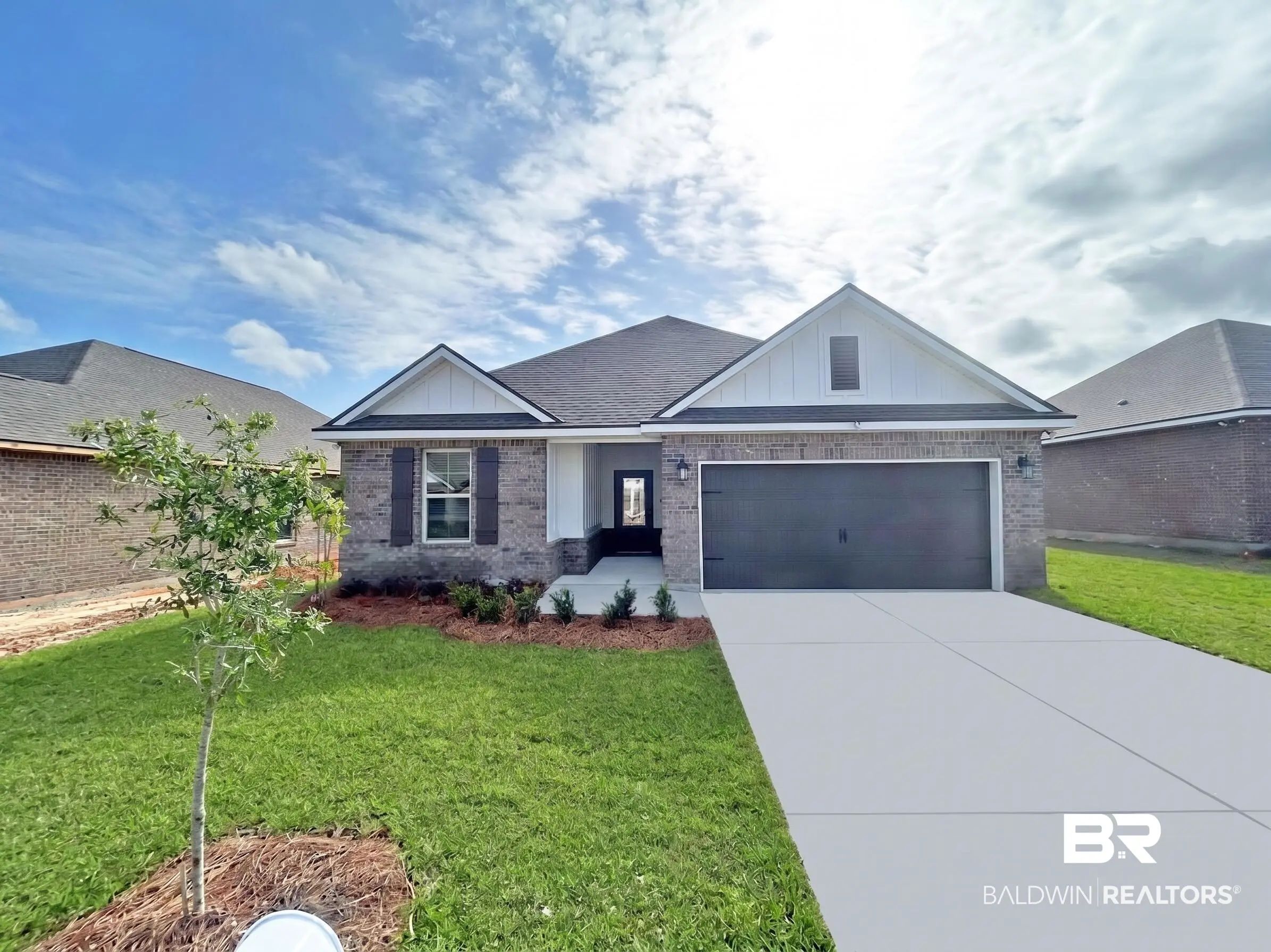 Photo of Listing #389363