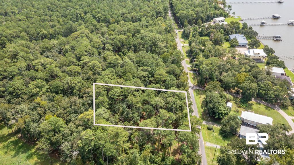 9620 Beach Road, Foley
