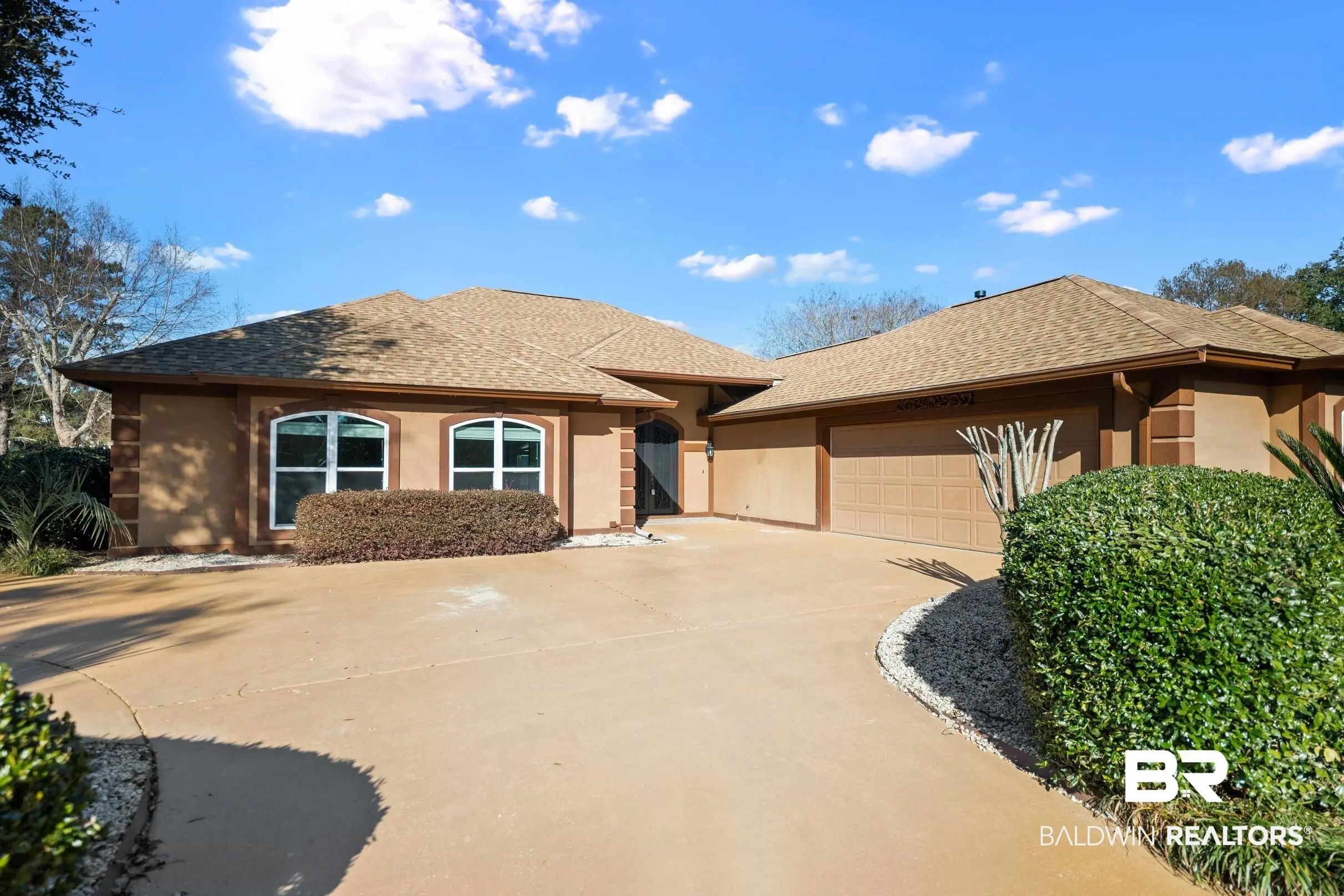 Photo of Listing #391316
