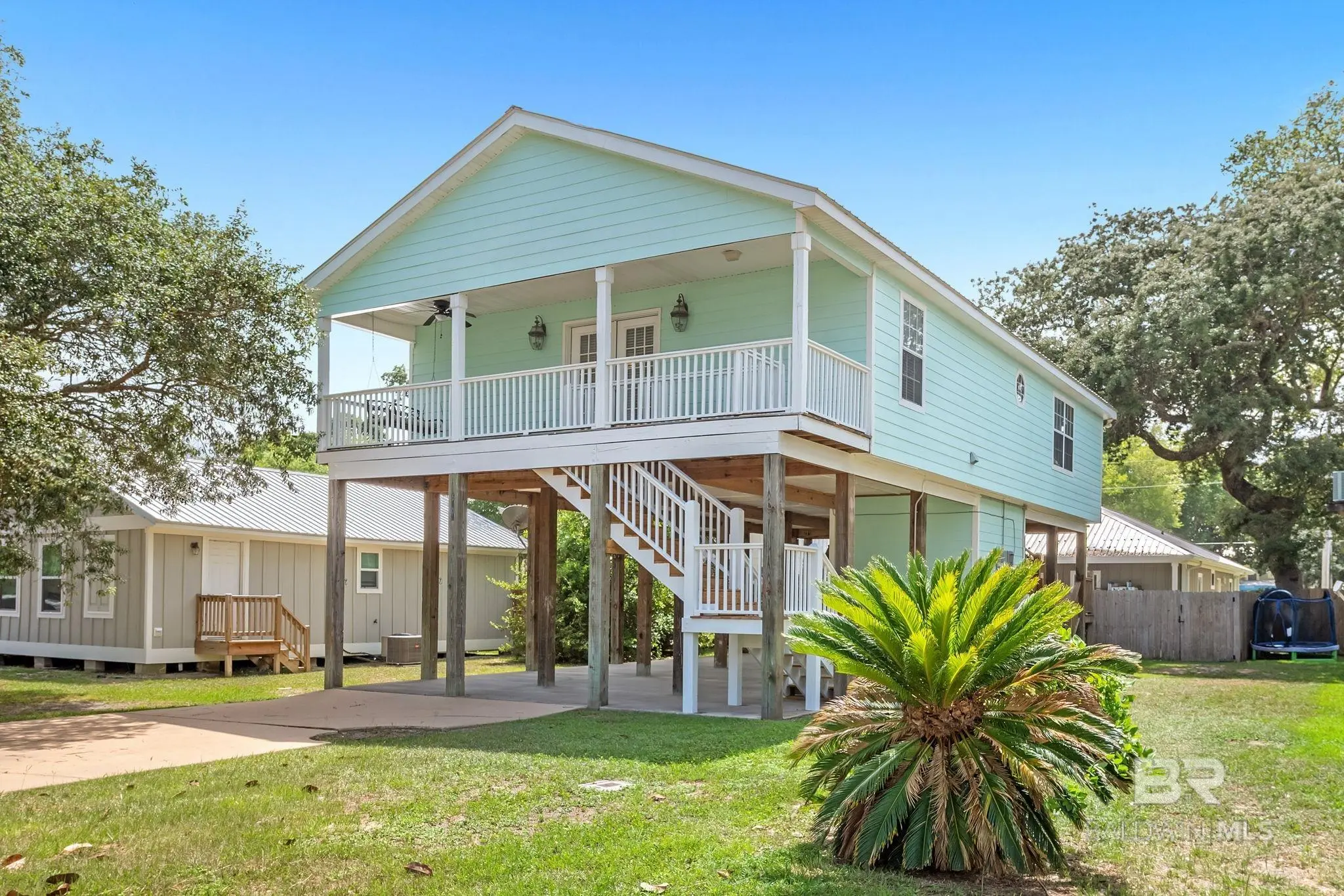 Photo of Listing #380568