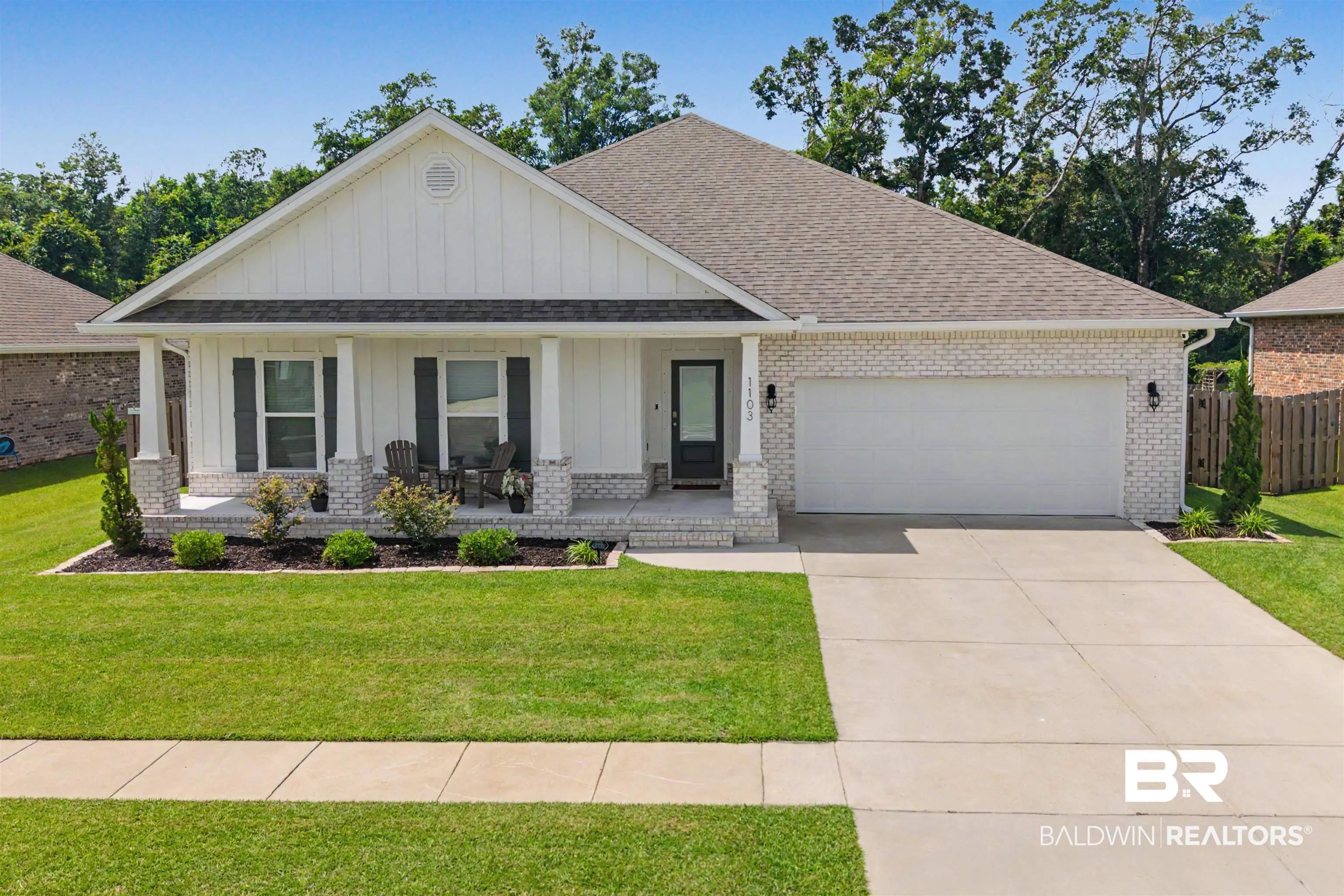 Photo of Listing #398485