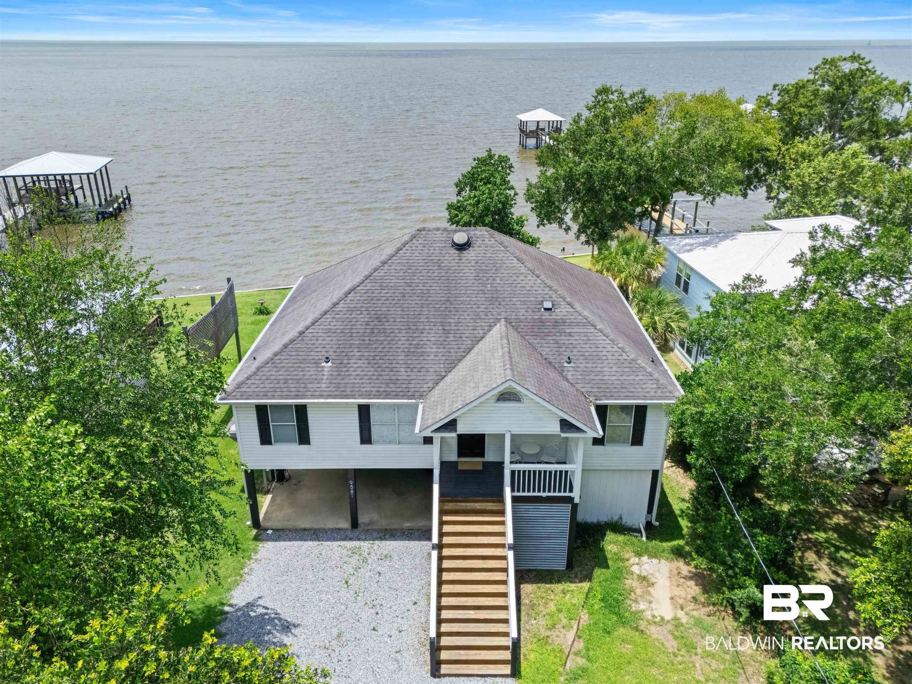 Photo of Listing #398374