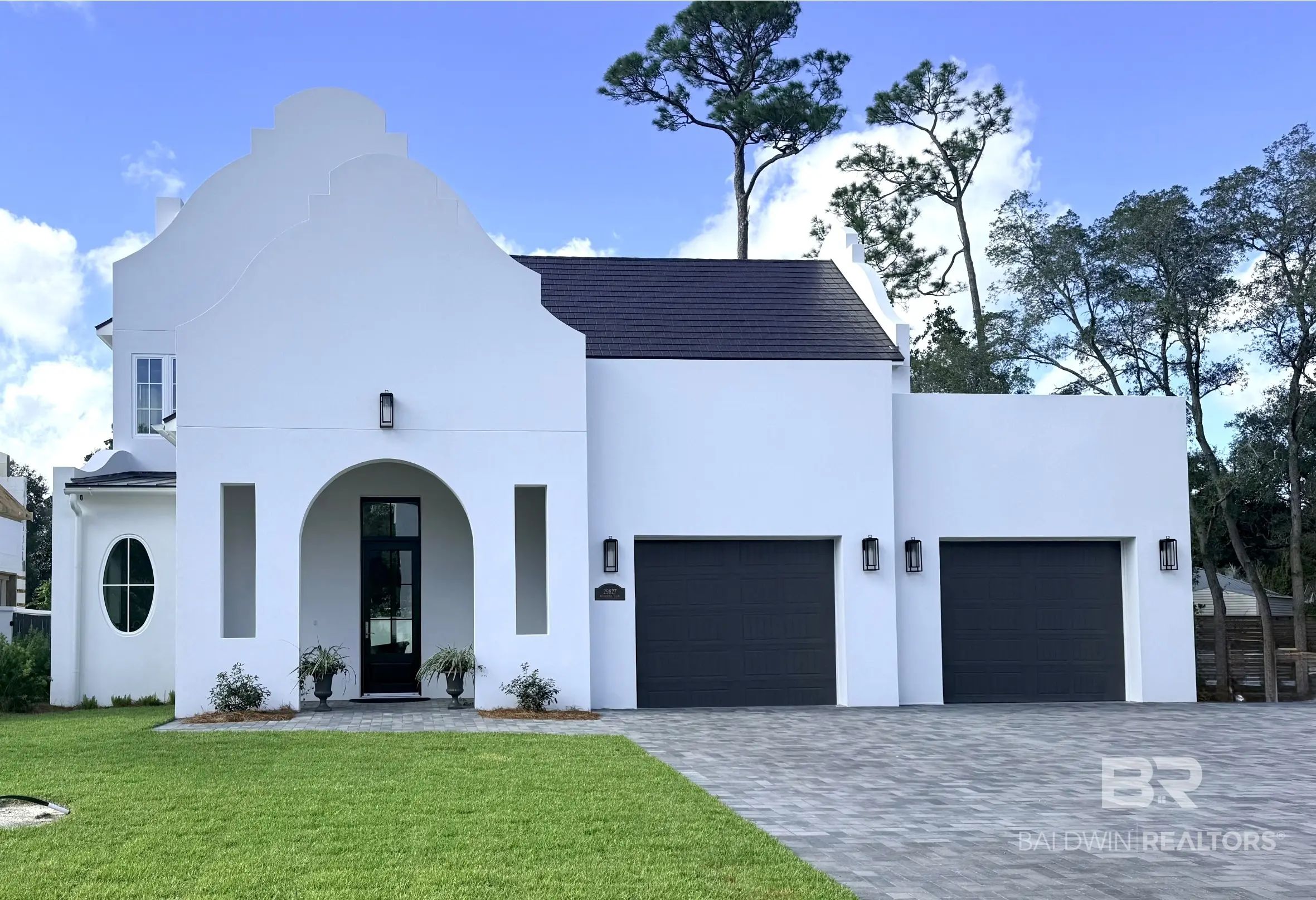 Photo of Listing #396149