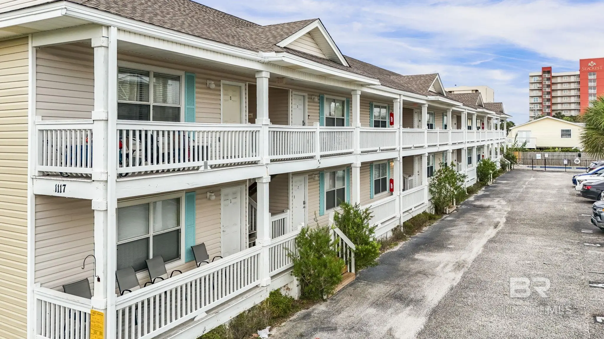 Photo of Listing #385845