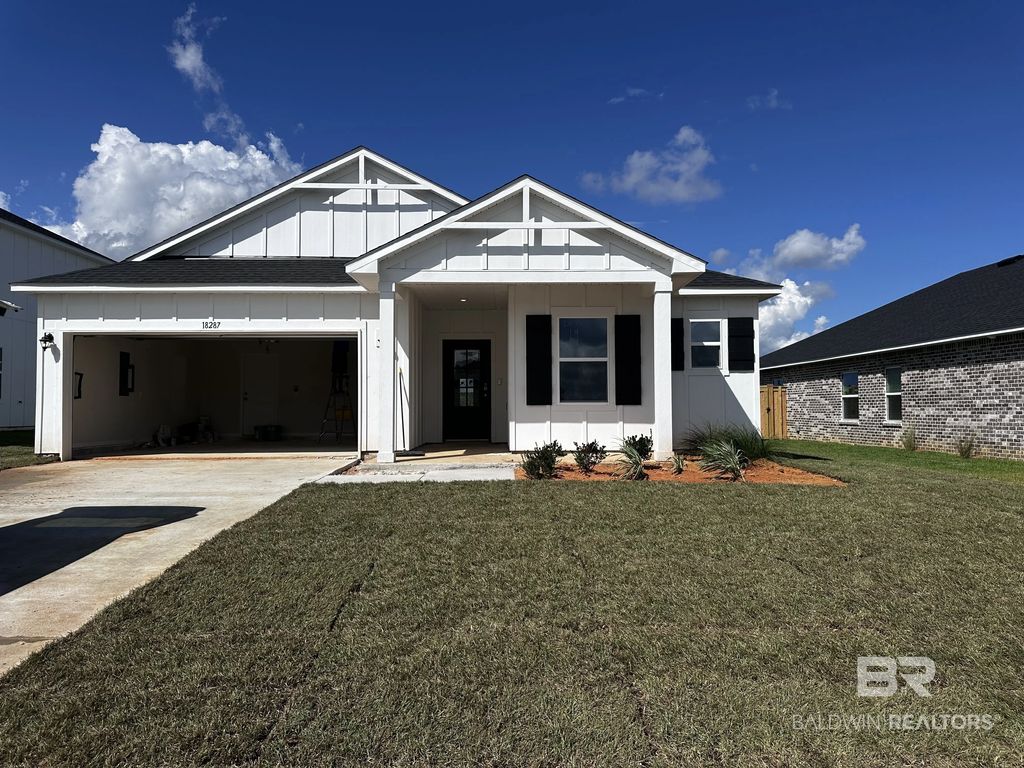 18287 Kent Circle, Foley
