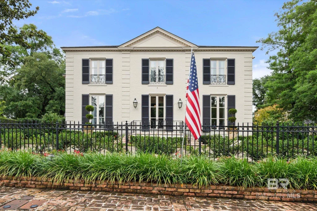 3930 Yester Place, Mobile