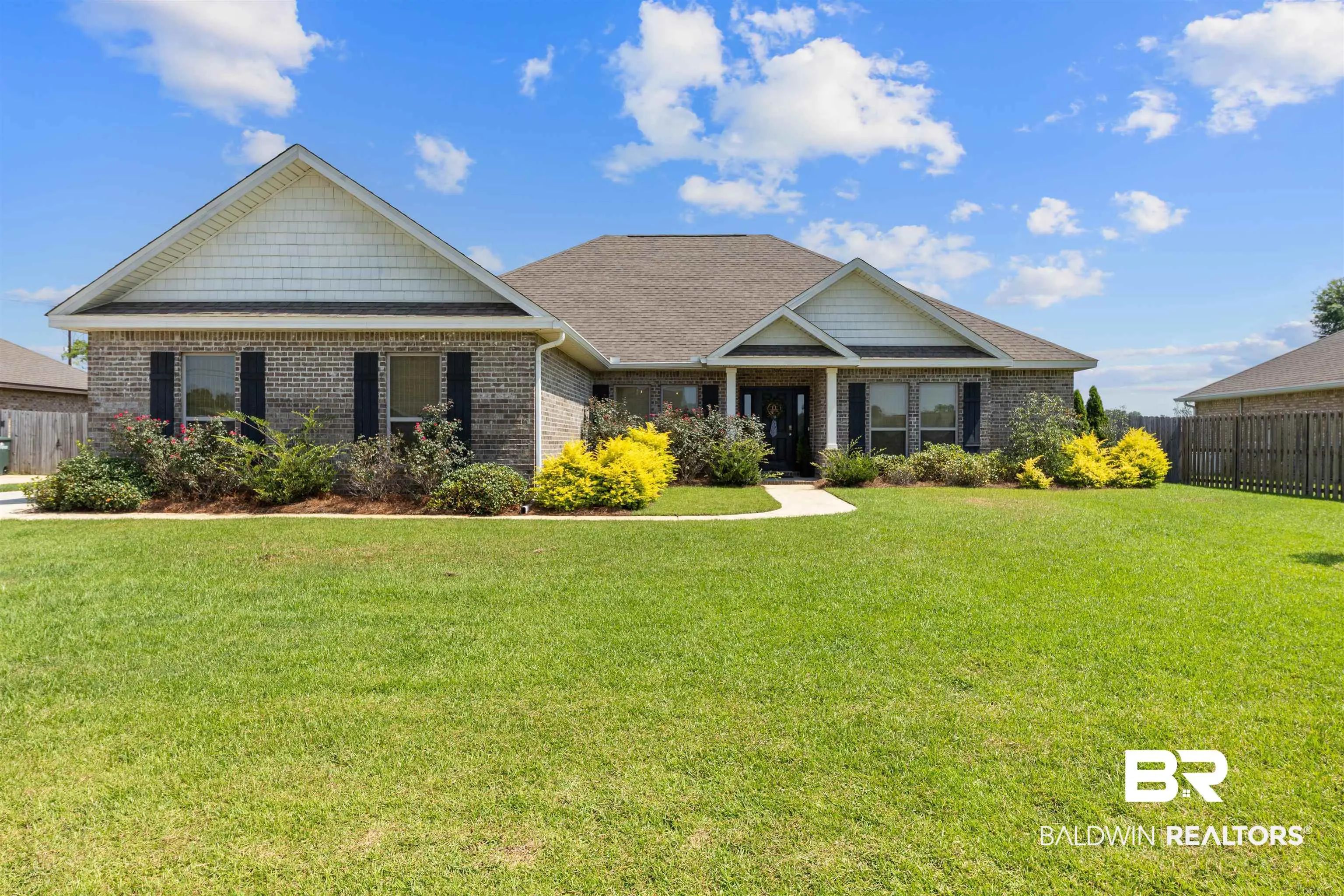 Photo of Listing #398995