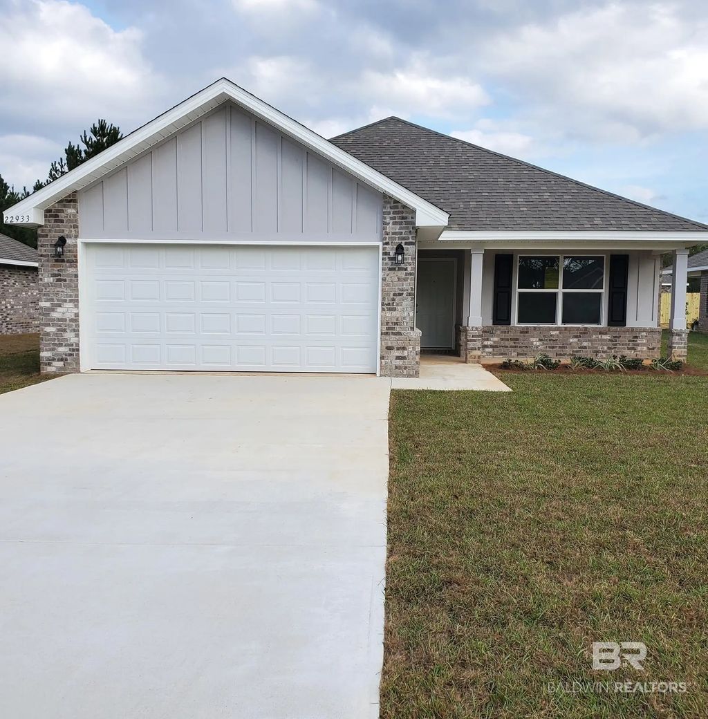 22933 Lance Drive, Robertsdale