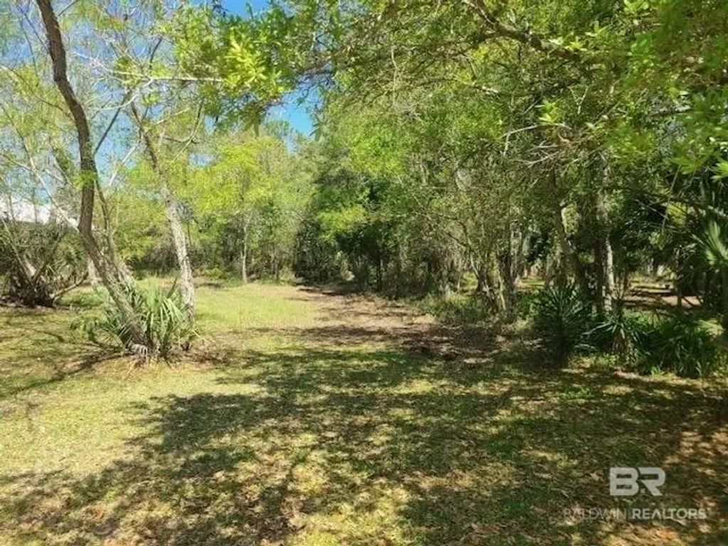 1220 Chaumont Avenue, Dauphin Island
