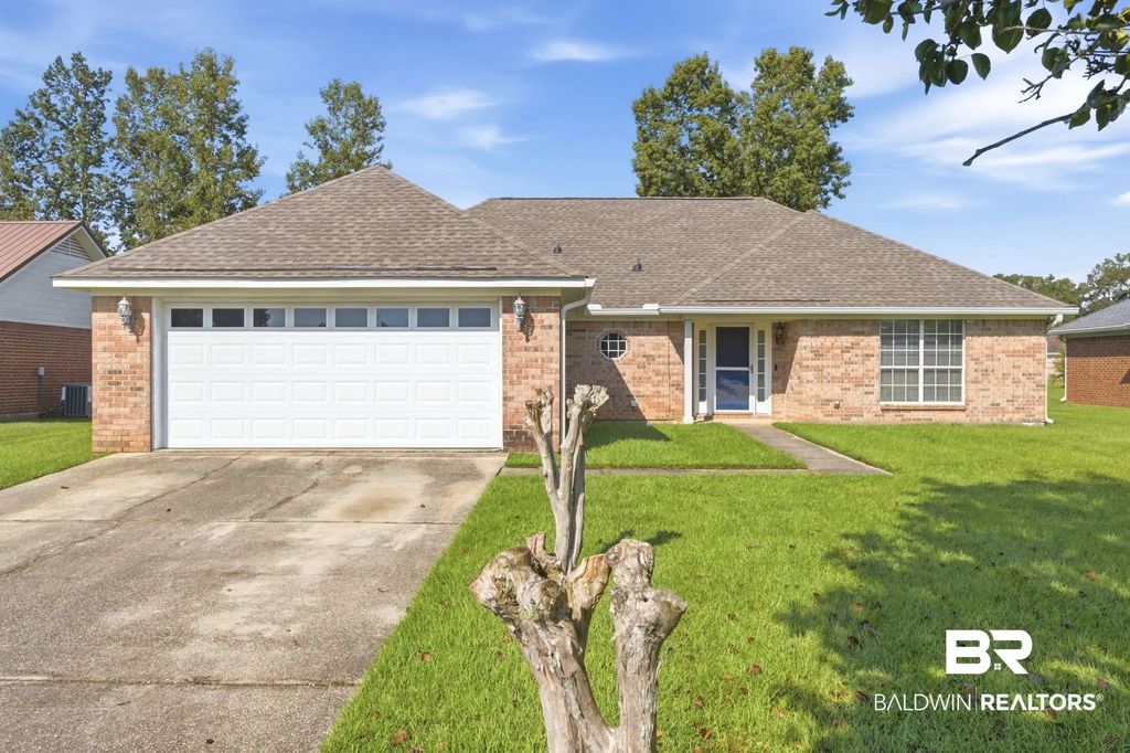 808 Azalea Trace Drive, Foley
