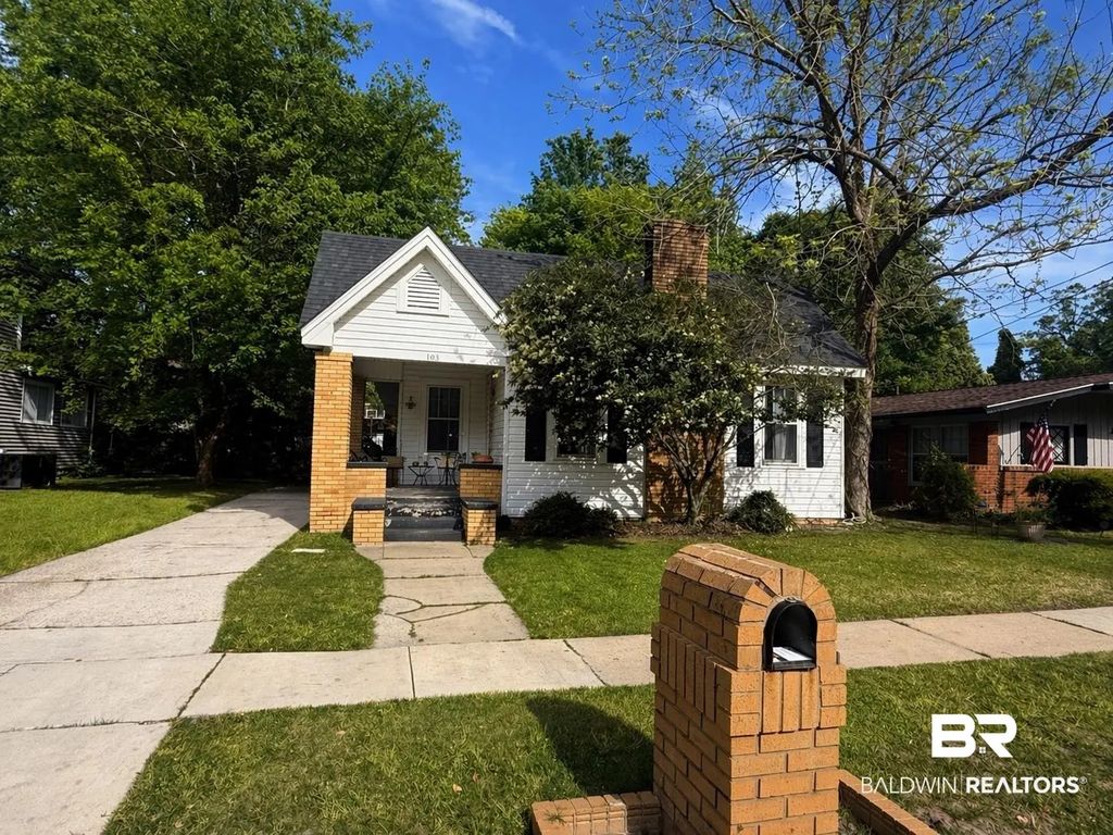 103 Glenwood Street, Mobile