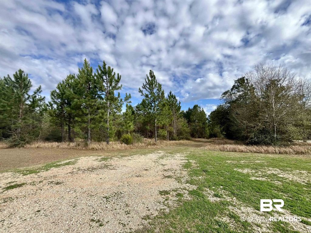Montelucia Way, Daphne