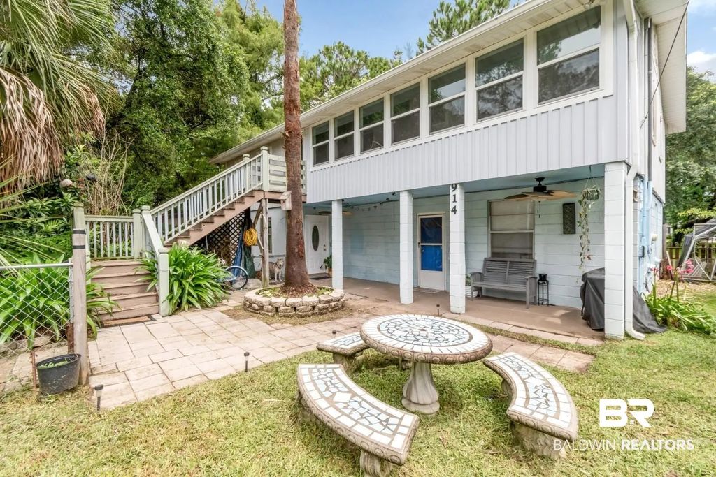 914 Cadillac Avenue, Dauphin Island